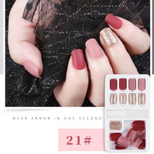 Load image into Gallery viewer, Fun and Colorful Artificial Nails