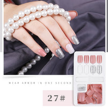 Load image into Gallery viewer, Fun and Colorful Artificial Nails