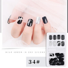 Load image into Gallery viewer, Fun and Colorful Artificial Nails