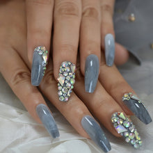 Load image into Gallery viewer, Luxury Artificial Designer Nails
